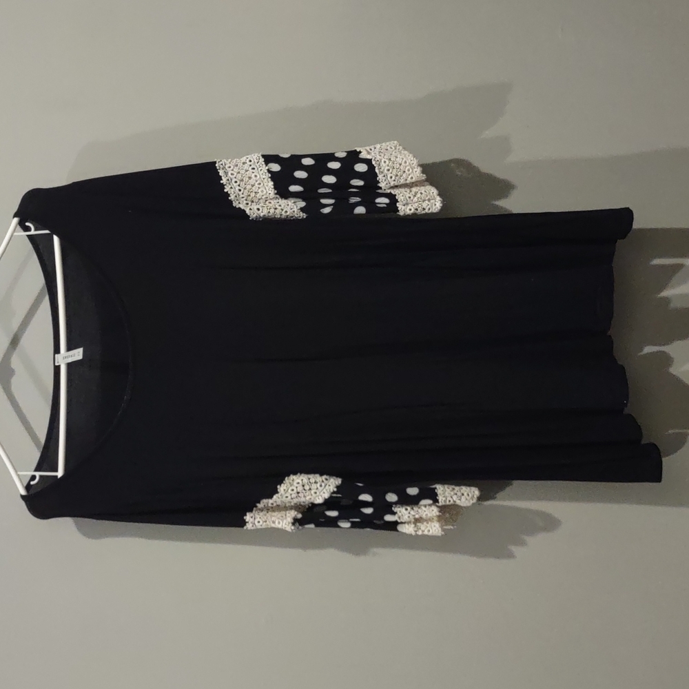 Emerald Black and Cream 3/4 sleeve top, 2X
